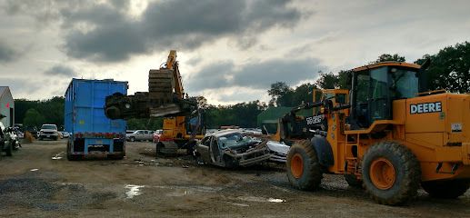 Y-Yard Auto & Truck, Effingham, Illinois