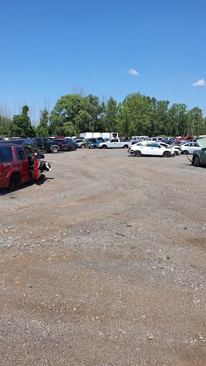 J & J AUTO SALVAGE-WE BUY ALL JUNK CARS, Clifton Springs, New York