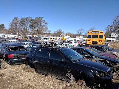 Harry's Auto U-pull it parts, Johnstown, New York